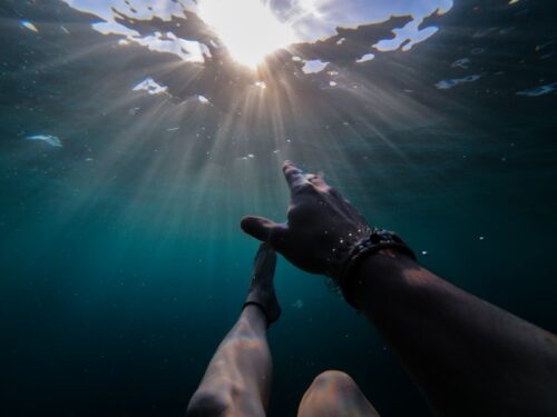 Pool underwater lighting